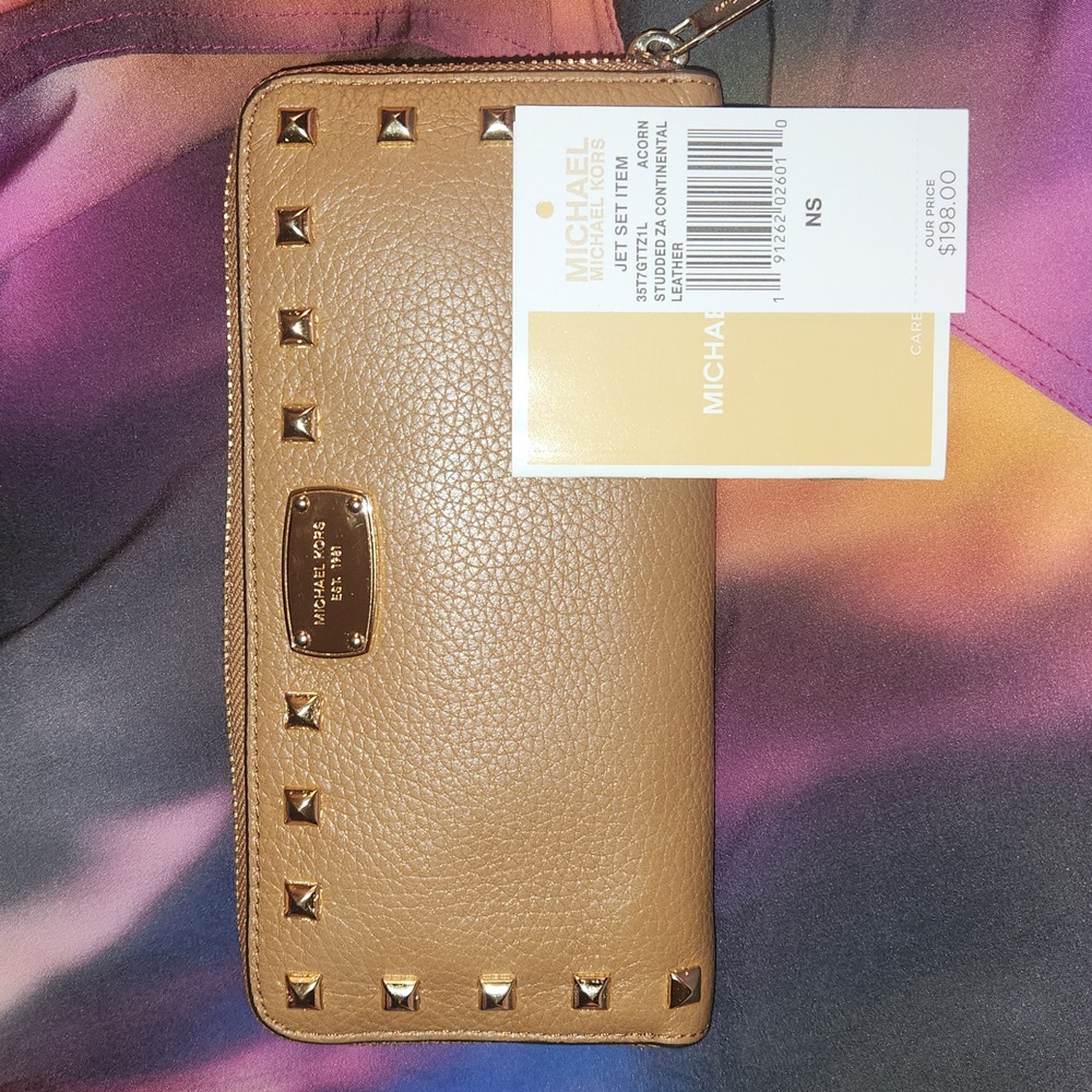 NWT MICHAEL KORS WALLET